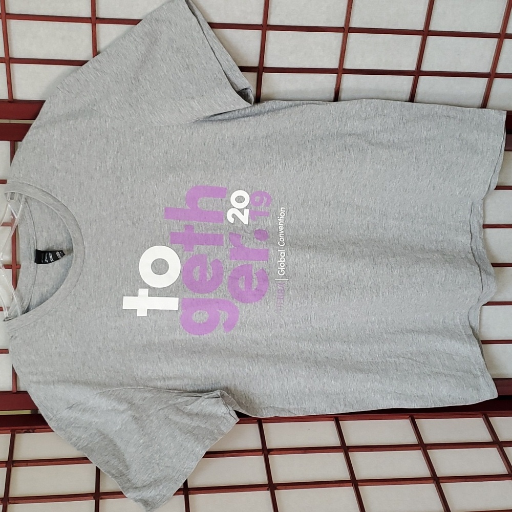 EUC doTERRA t-shirt